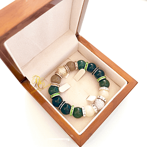 Купить украшения из нефрита - браслет из белого, черного, зеленого и медового нефрита