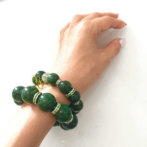Купить украшения из нефрита - браслеты из зеленого нефрита